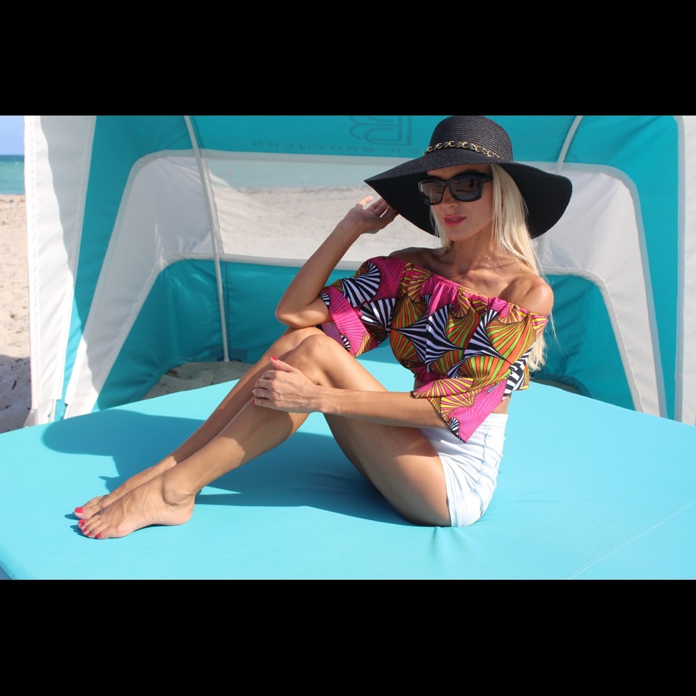 Top - Picture 3 of 3